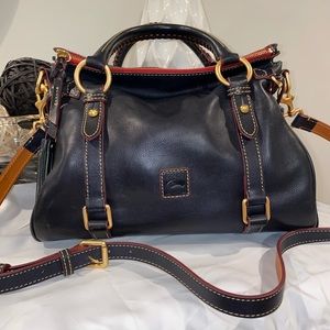Small Dooney and Bourke satchel.